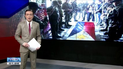 Télécharger la video: Pres. Duterte, dumalaw sa burol ng dalawang sundalong nasawi sa Marawi