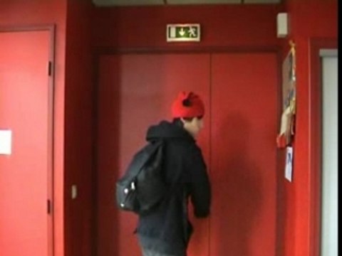 Reportage cité des lapins blanc.avi