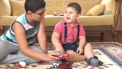 Dünyada Sadece Birkaç Örneği Var... Minik Can'ın Bir Tarafı Daha Hızlı Büyüyor