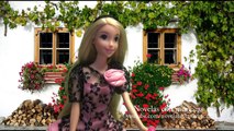 El zapatero y los duendes - Cuentos para niños y niñas con muñecas Barbie y juguetes en español