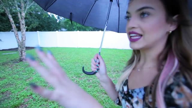 NÃO FAÇA ISSO - SAÍ COM O FURACÃO LÁ FORA