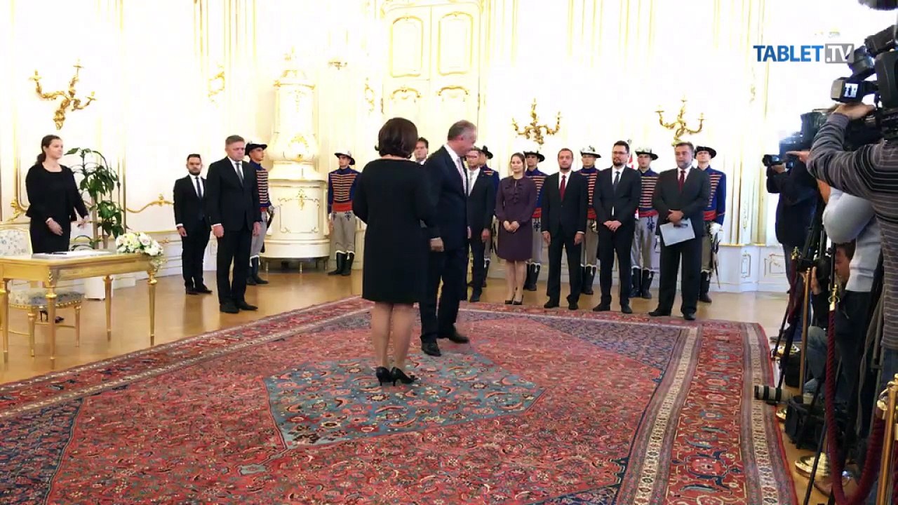 ZÁZNAM: Prezident A. Kiska vymenoval za ministerku školstva M. Lubyovú
