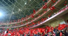 Türkiye-İzlanda Maçının Biletleri 1 Saatte Tükendi