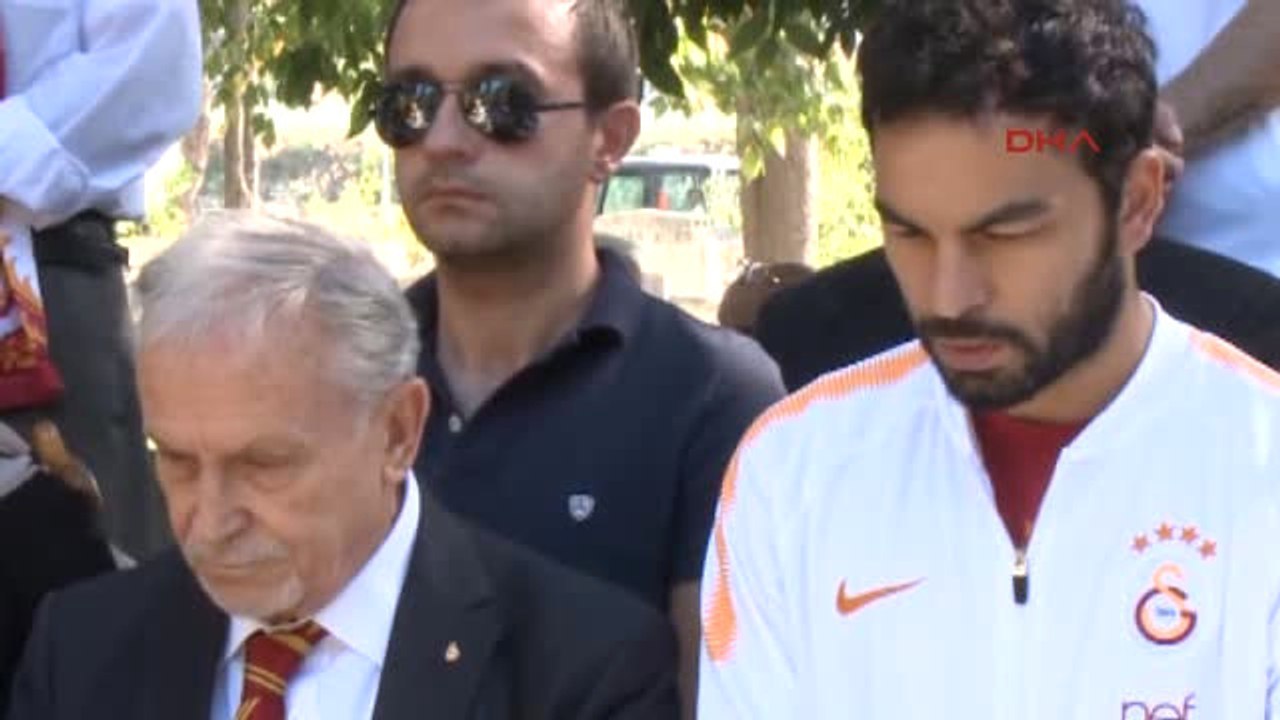 Metin Oktay, Vefatının 26. Yılında Kabri Başında Anıldı