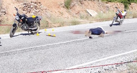 Tarlaya Giden Baba ve Oğluna Av Tüfeğiyle Saldırı: 1 Ölü, 1 Yaralı