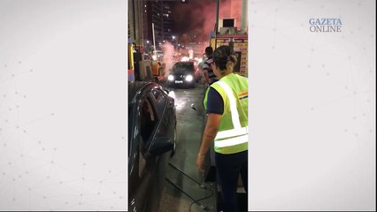 Homem causa confusão no pedágio da 3ª Ponte