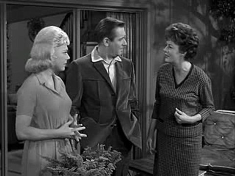 Mister Ed S04E21-Mae West Meets Mister Ed