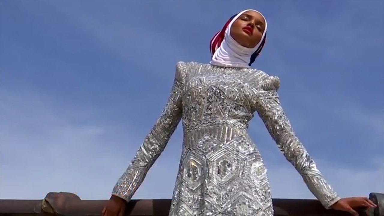 Former Refugee Is World's First Hijab-Wearing Supermodel
