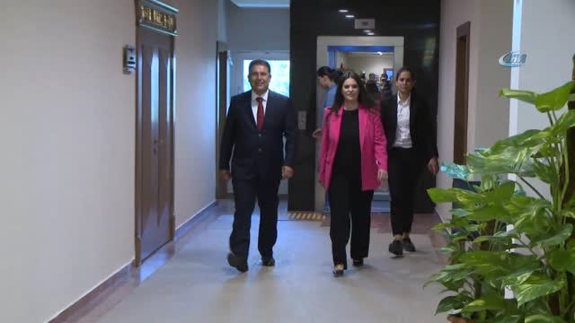 Bakan Sarıeroğlu, Kıbrıslı Mevkidaşını Makamında Kabul Etti