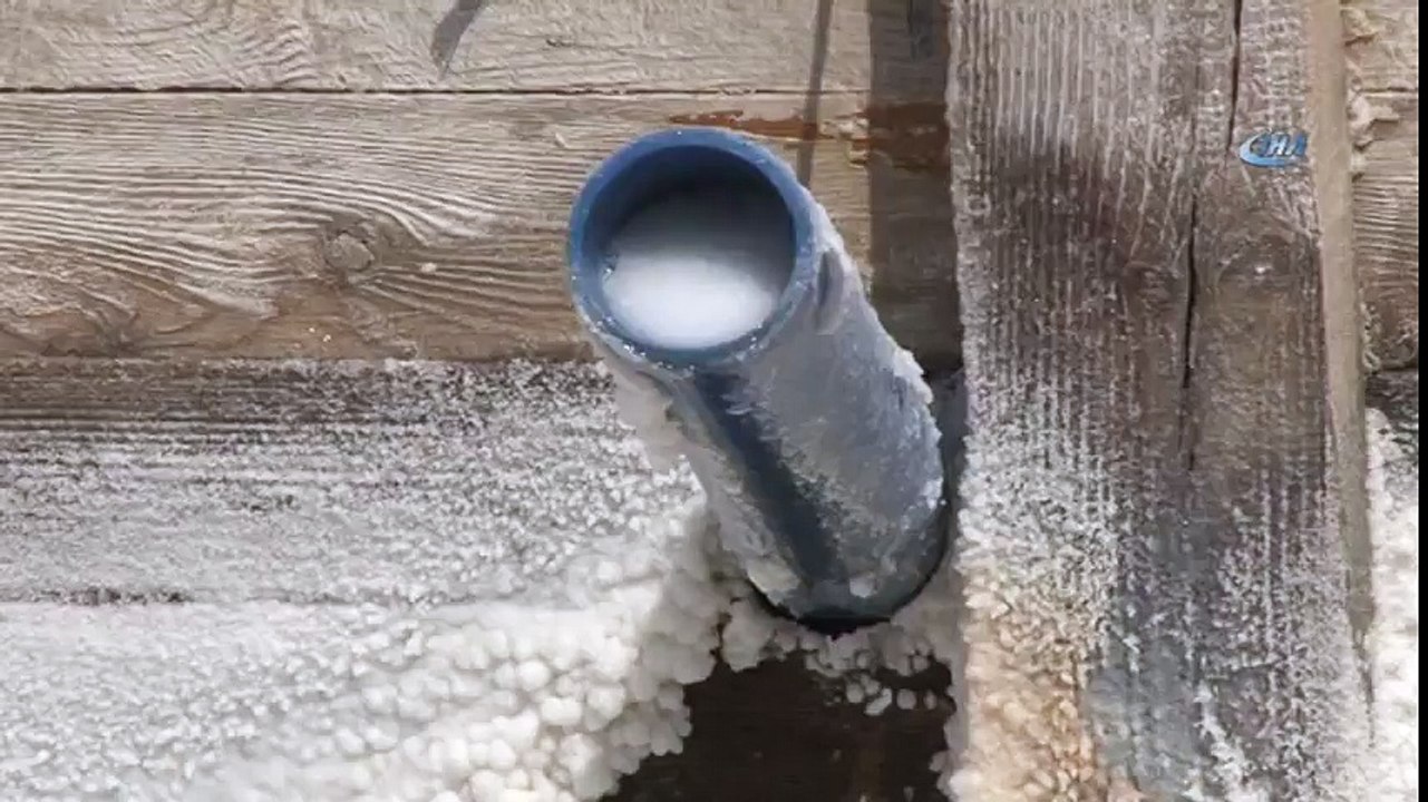 Tuzlu Kaynak Suyu Bir Çok Derde Deva