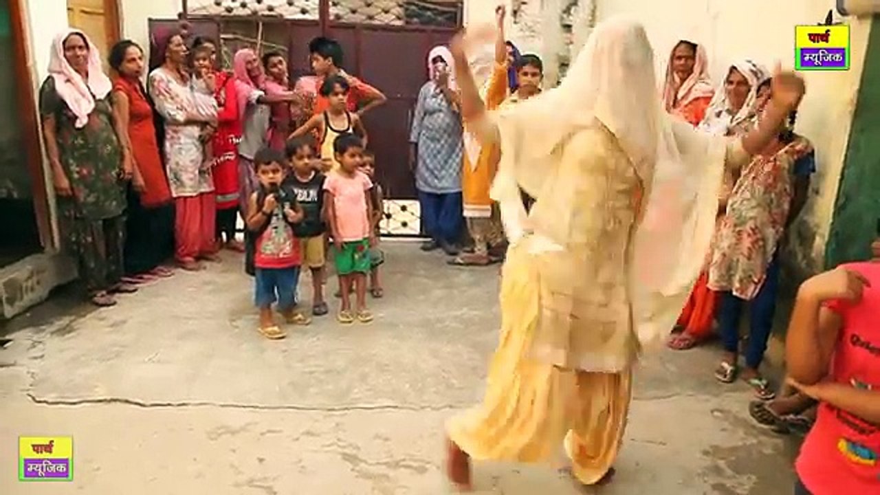 haryanvi dance |नई बहु तो ने घूँघट मैं ही कमाल कर दिया - ऐसे करने को हिम्मत चहिये|hit haryanvi song