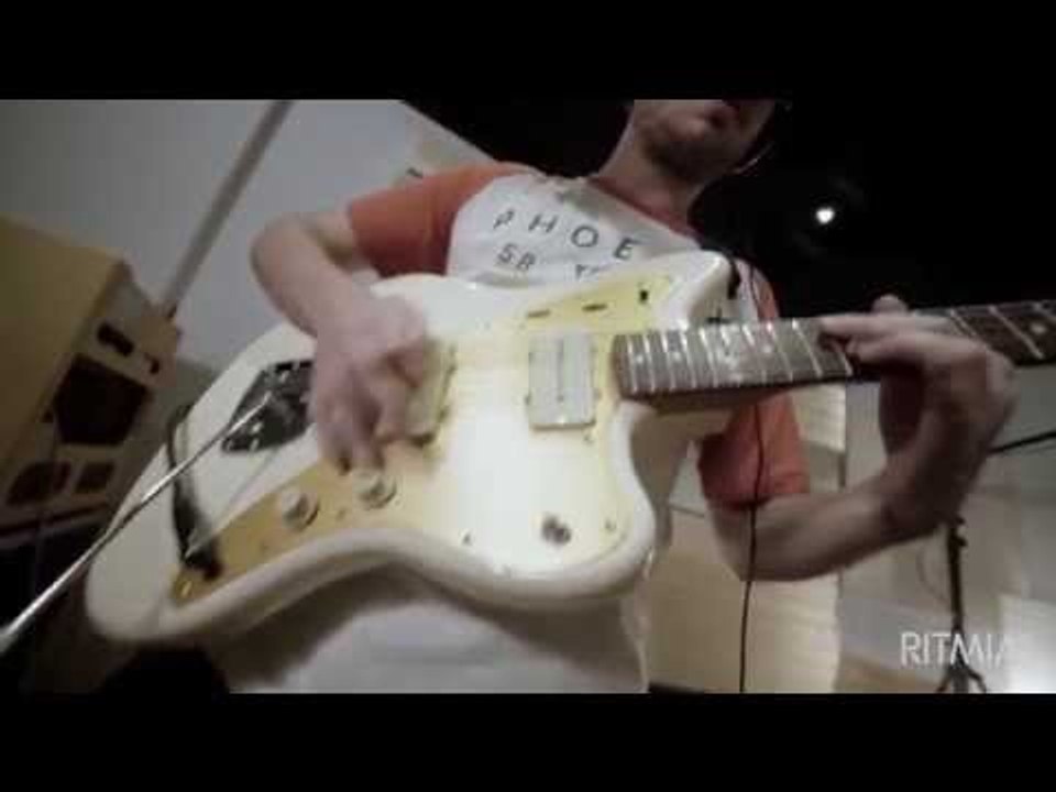 The Saurs para RitmiaTV: "Vapours"