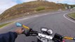 Un motard s'accélère à plus de 180km/h ! Fail