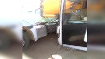 Hafriyat Kamyonu ile Otobüs Çarpıştı: 5 Yaralı