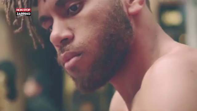 Une marque de vêtements met ses mannequins nus dans la rue ! (Vidéo)