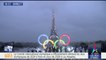 Les anneaux olympiques dévoilés devant la Tour Eiffel pour fêter les J.O. 2024