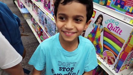 شرينا أغراض المدرسة