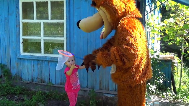 Маша и Медведь ЖУКИ И БАБОЧКИ Новая серия про медведя и Настю Мультик Masha and the bear для детей