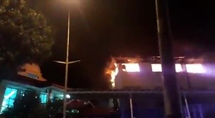 Video 2 kebakaran Pusat Tahfiz Darul Quran Ittifaqiyah di Jalan Keramat Ujung