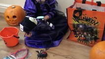 HALLOWEEN FUN | Trick or Treat with Maleficent   a Pumpkin full of SLIME