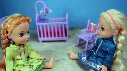 Anna And Elsa Toddlers BABY SHOWER Part 1 - Littlest Pet Shop Videos