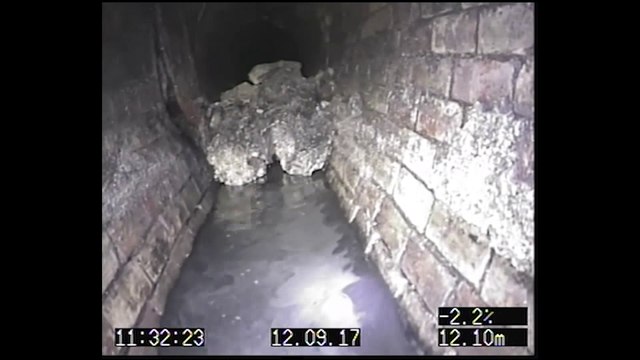 Le Fatberg de Londres, 130 tonnes de graisses dans les égouts