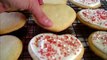 BUTTERCREAM FROSTING for VALENTINES DAY SUGAR COOKIES - How to make BUTTERCREAM FROSTING Recipe
