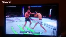 Jeremy Stephens rakibinin bacağını mahvetti!