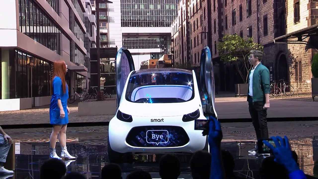 smart Pressekonferenz auf der IAA 2017 - Präsentation smart vision EQ fortwo