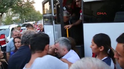 Hdp'li Aysel Tuğruk Annesinin Cenazesine Katıldı - 2