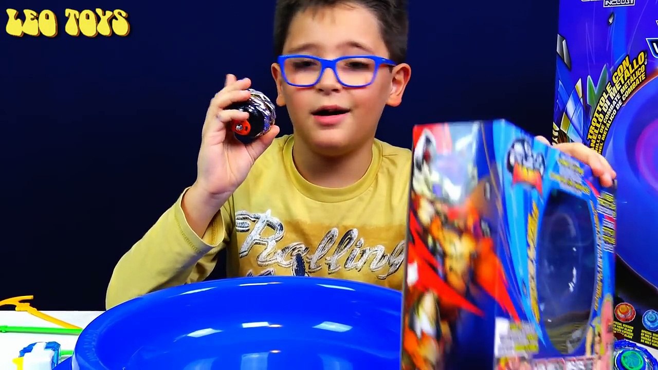 INFINITY NADO - SFIDA TRA TROTTOLE - Leo Toys