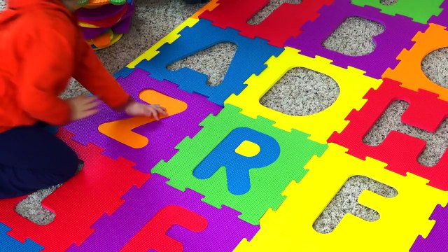 Big ABC squishy foam puzzle. Colorful alphabets. Learn & enjoy. Educational. Lets play kids.