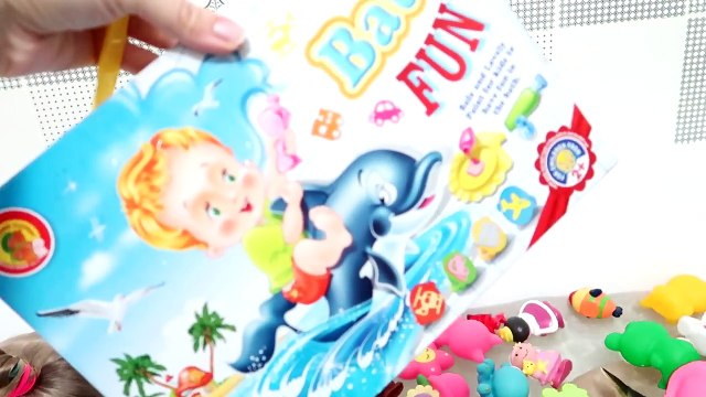 Играем в ванной с игрушками для детей !!! Краски для ванны Веселое купание !!! Штампики для детей