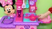 MINNIE MOUSE Disney Minnie Mouse Flipping Kitchen a Funny Minnie Mouse Video Toys Unboxing