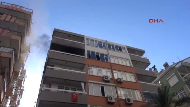 Antalya Dairede Çıkan Yangın Korkuttu