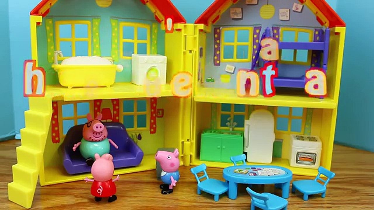 Peppa Pig Roller Coaster Polly Pocket Resort Theme Park DisneyCarToys George Pig Car Crash