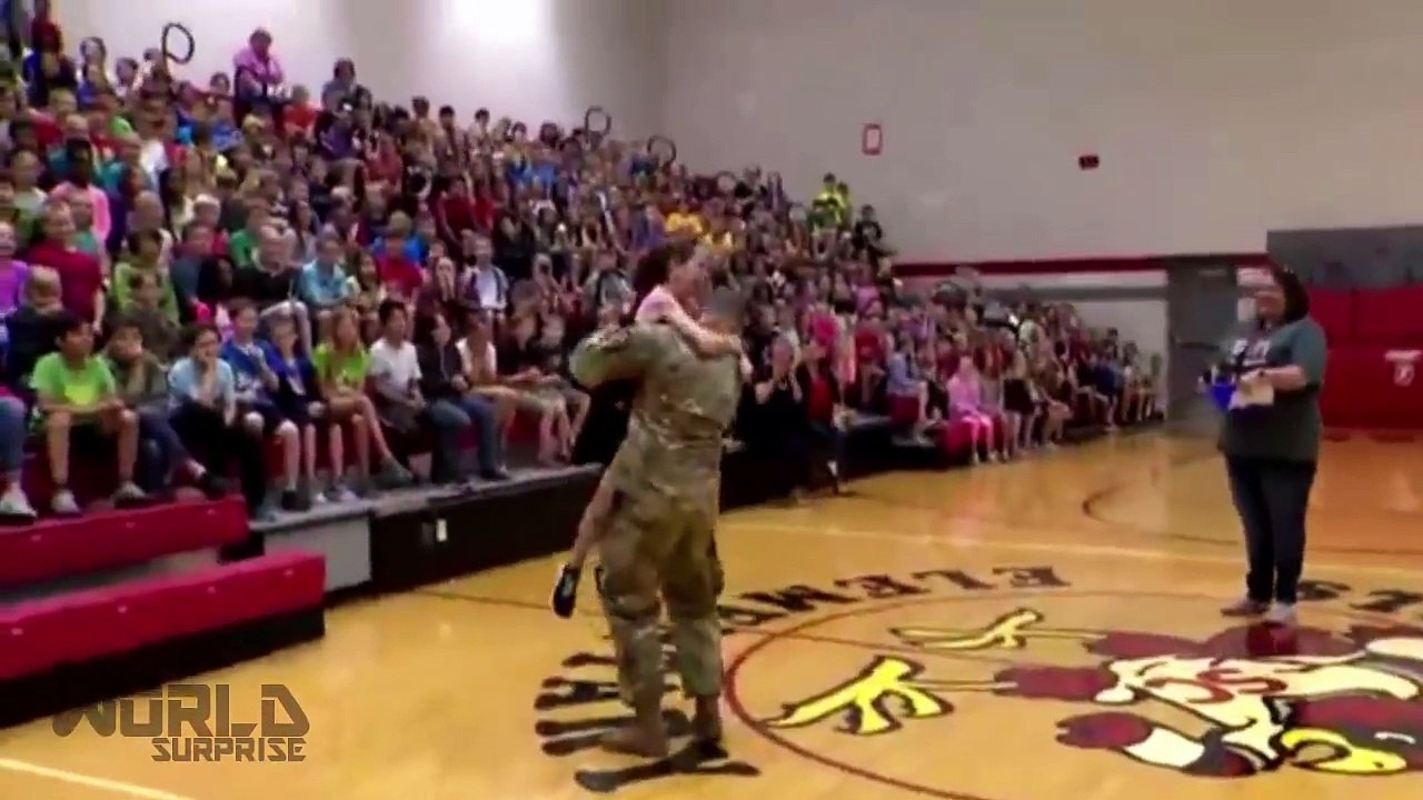Dad surprises daughter at Smyrna school after returning from military