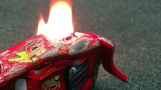 Cars 3 Lightning Mcqueen CRASH SCENE FIRE MOVIE next generation piston cup racers new diec