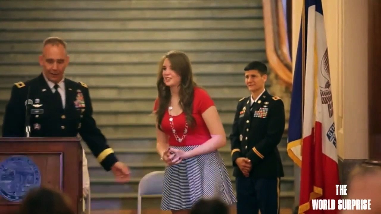Daughter Surprised By Military Father's Homecoming