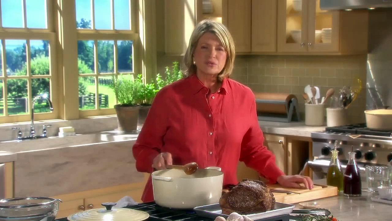 Braising Pot Roast⎢Martha Stewart