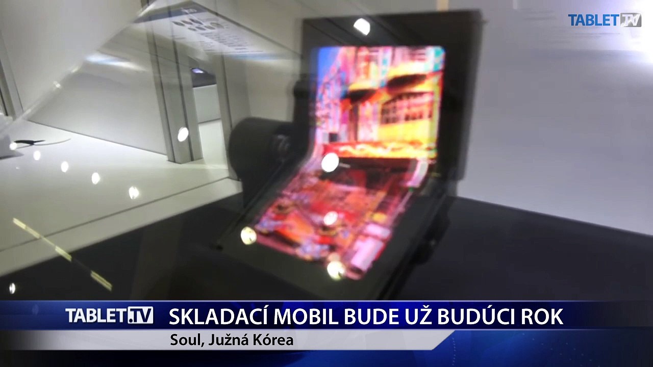 Smartfón so skladacím displejom už na budúci rok