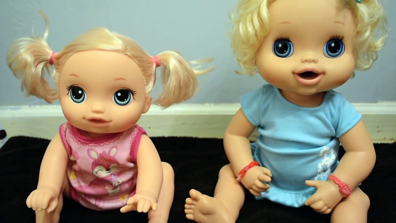 Crawling Baby Alive POOPS In The BATH TUB! - baby alive bath - baby go bye bye m