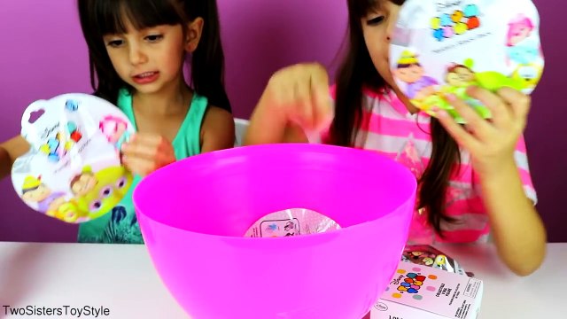 Disney TSUM TSUM Series 2 Play Doh Surprise Egg with Disney Figures, Blind Bags and BIG Surprises