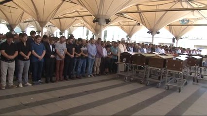 Erzincan'daki Kazada Hayatını Kaybeden Anne-oğul ve Torun Toprağa Verildi