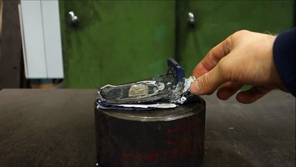 Crushing Nokia 3310 with hydraulic press