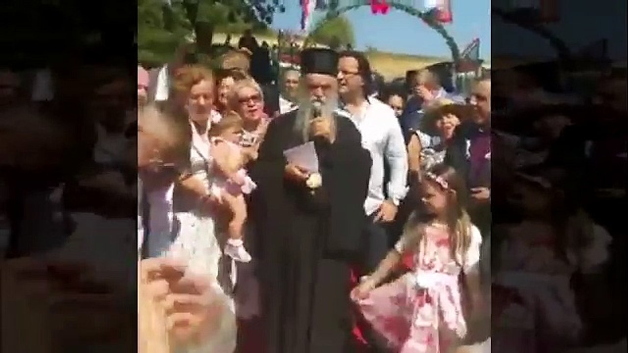 Amfilohije na svadbi ''Zavjetnika'' zapjevao o Kosovu