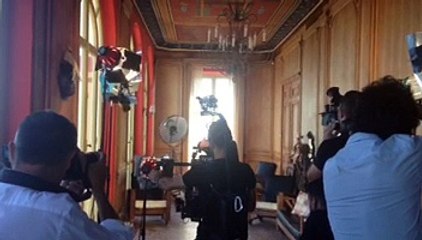 Cris Cab enregistre son nouveau clip sur la Côte d'Azur