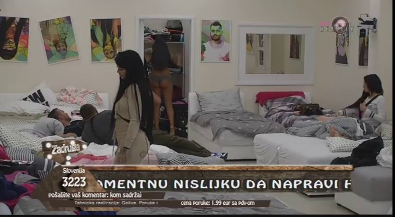 Zadruga - Mina Vrbaški stavlja novac u gaće - 14.09.2017