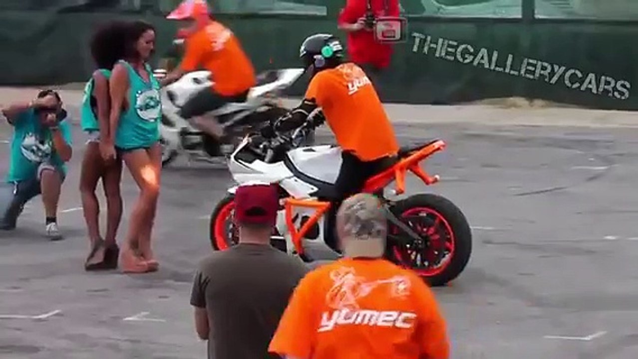 Bike Stunts Yamaha R6 Honda
