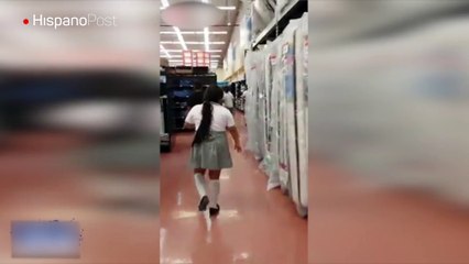 Los acusaron de estar besuqueándose cuando solo estaban jugando